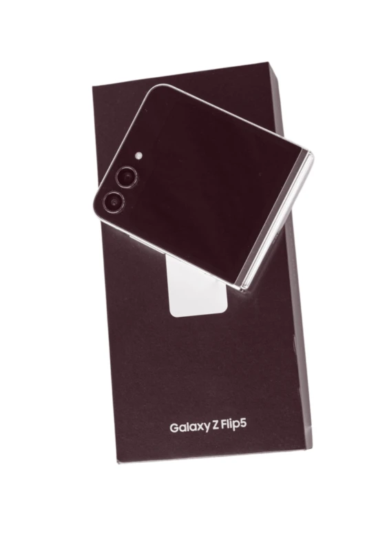 Brand New Samsung Galaxy Z Flip 5 128GB